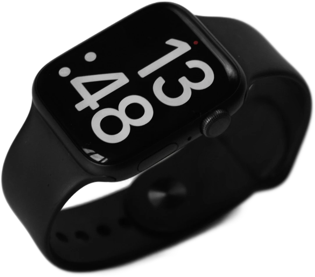 Smartwatch preto mostrando as horas
